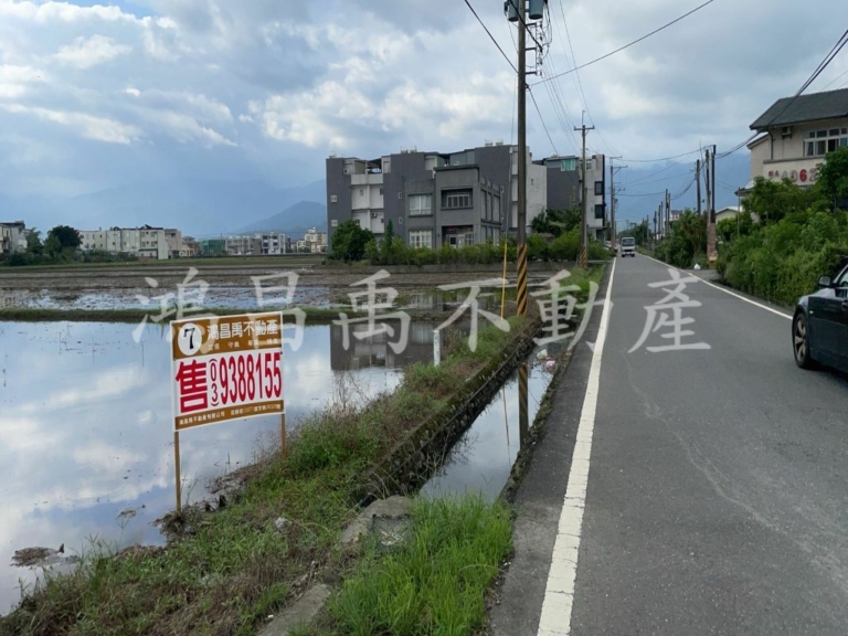 宜蘭交流道足坪數農地